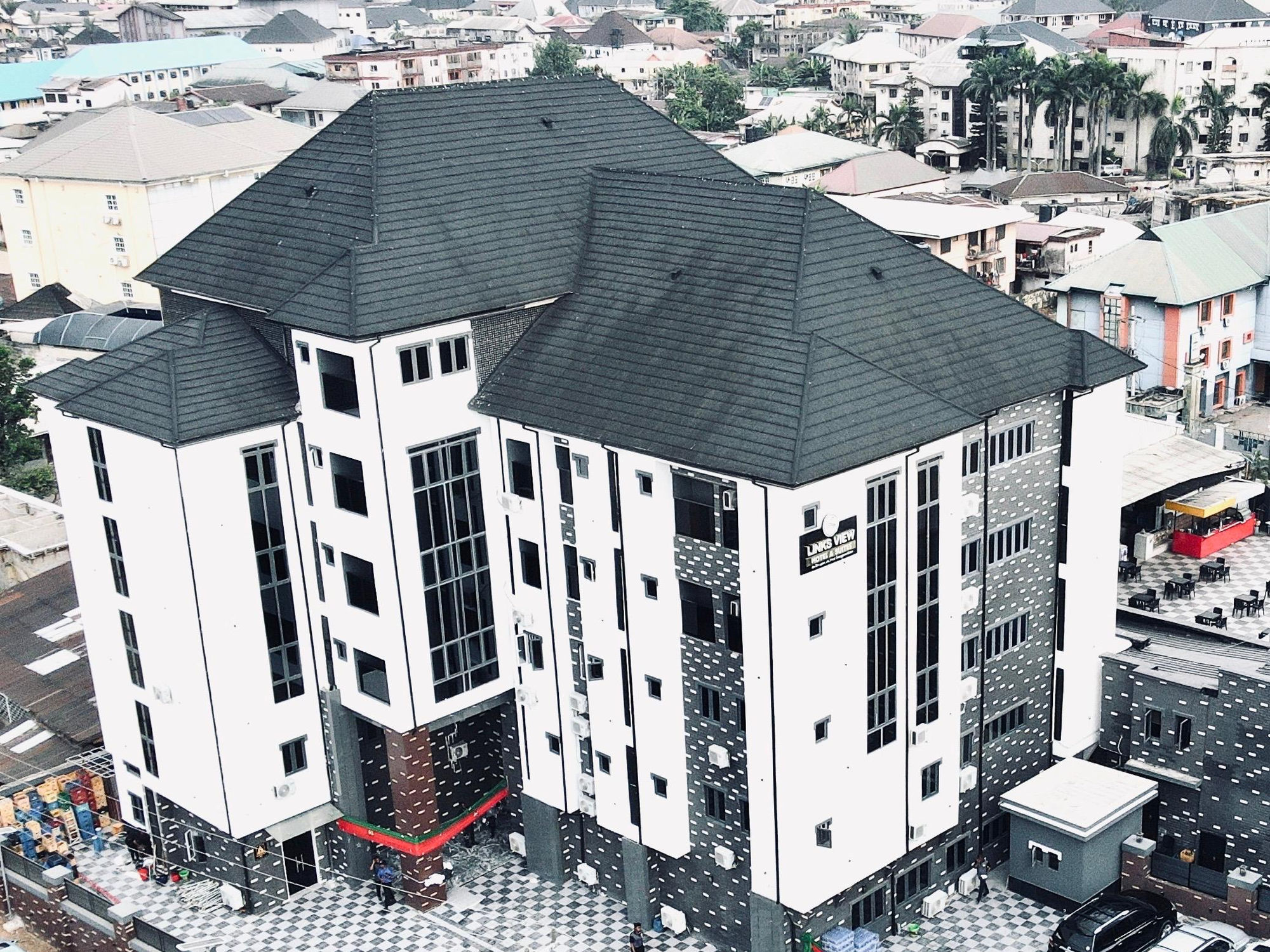 Linksview Hotel & Suites exterior in Aba